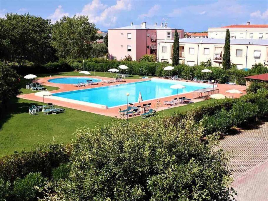 Appartamento Tranquillo Con Patio E Piscina La Caduta المظهر الخارجي الصورة